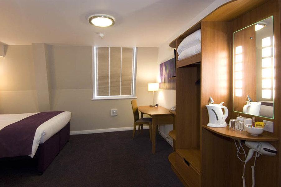 Premier Inn Brentwood Kültér fotó