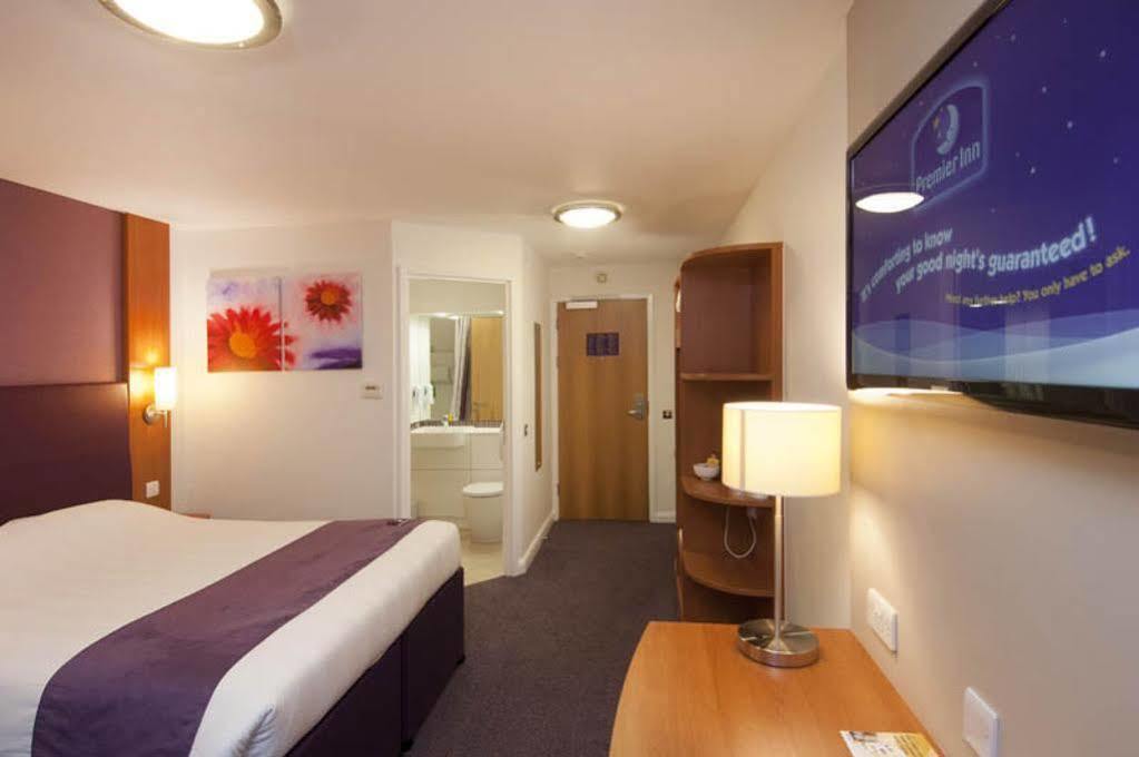 Premier Inn Brentwood Kültér fotó