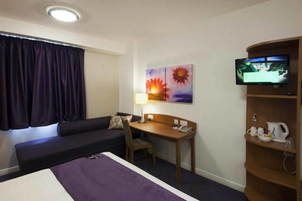 Premier Inn Brentwood Kültér fotó